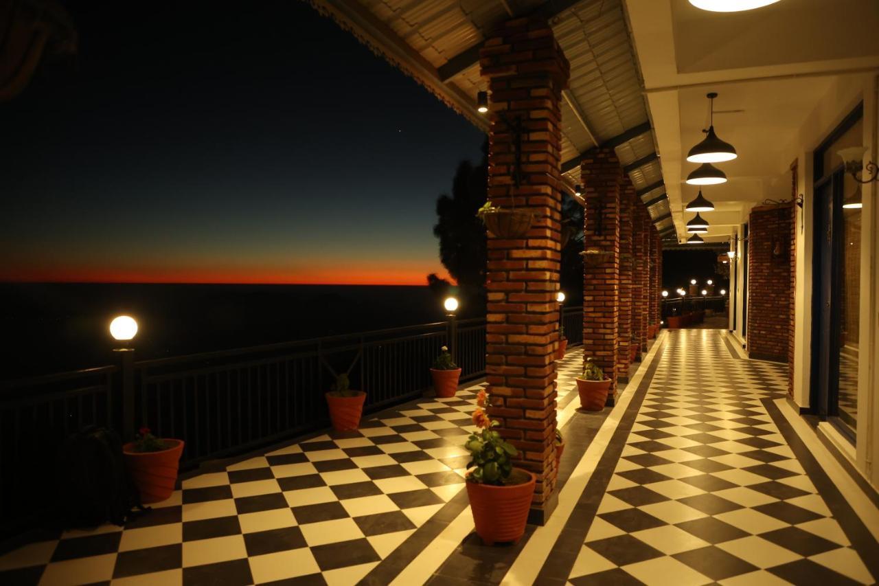 Отель The Lanswood Estate Лансдаун Экстерьер фото